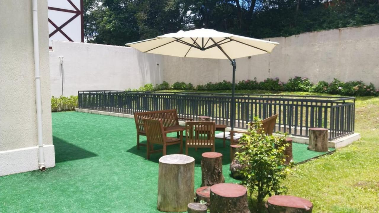 Apartamento Apto Deslumbrante Em Capivari Proximo A Baden Baden *